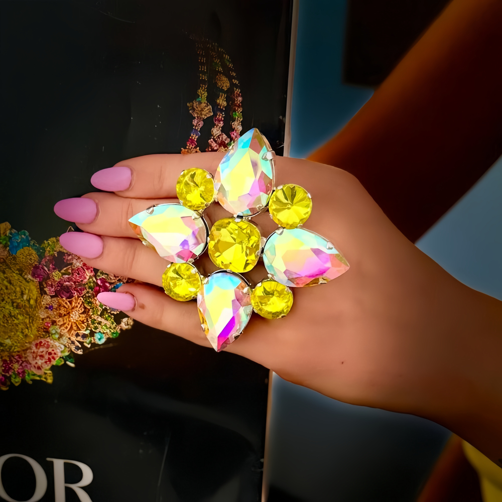 Stonefans Crystal Statement Op - огляд і ціна Statement Cocktail Ring