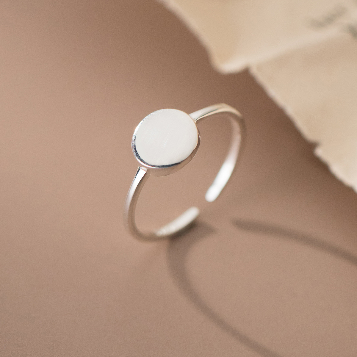 925 Sterling Silver Smooth Sur - огляд і ціна Statement Cocktail Ring
