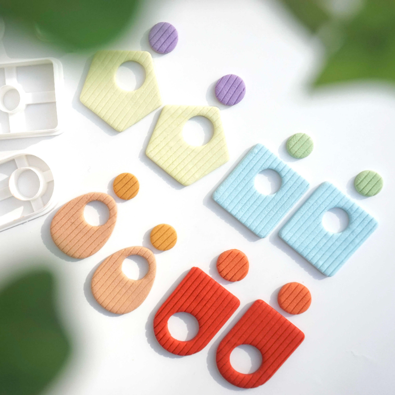 New Geometric Shape Polymer Cl - огляд і ціна Al Ain Jewelry & Watches Exhibition 2025
