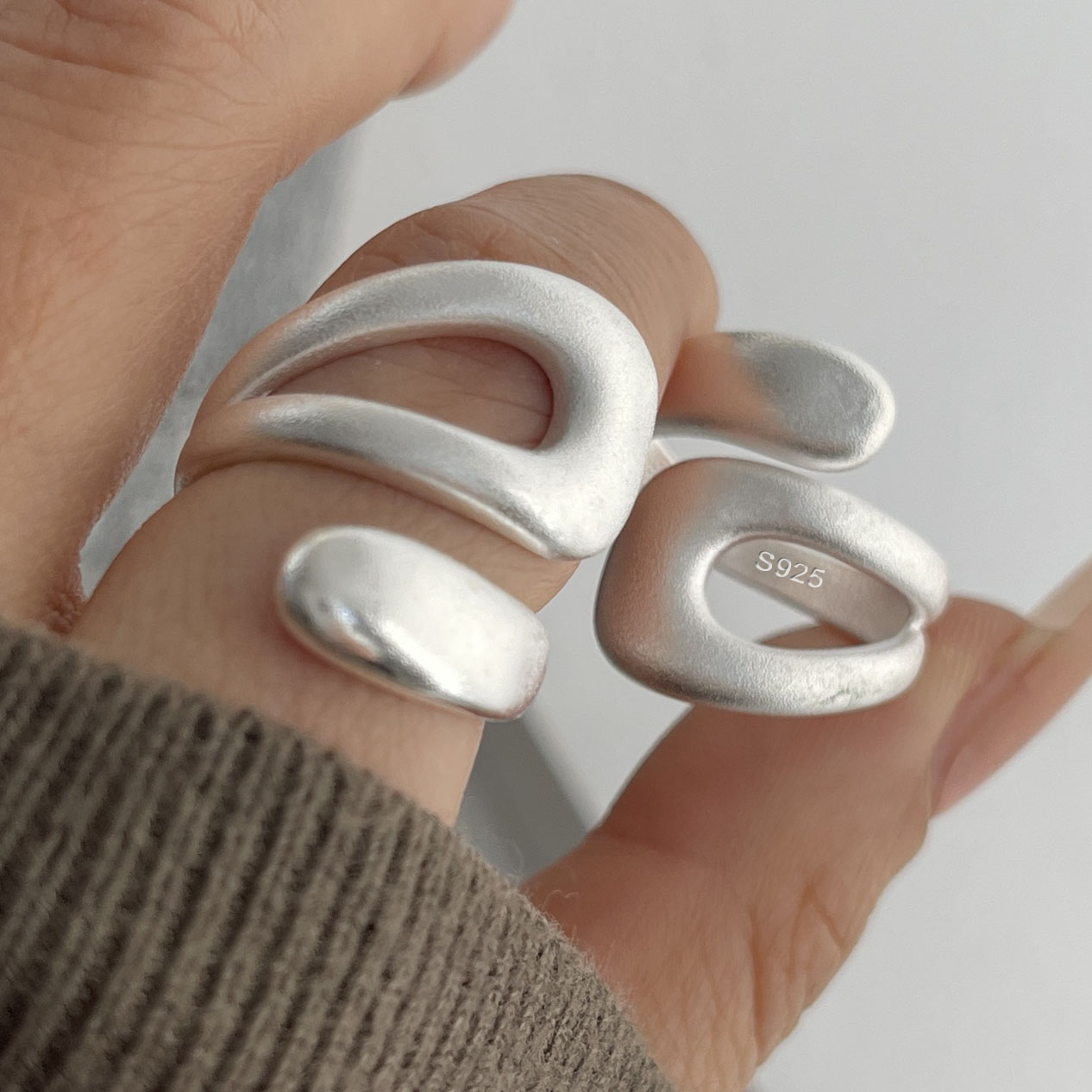 925 Sterling Silver Rings for  - огляд і ціна Statement Cocktail Ring